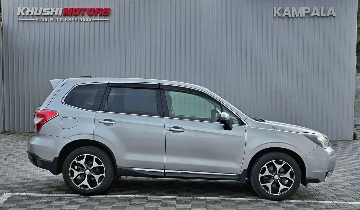 2012 Subaru Forester Xt 2.0XT Eyesight image-10