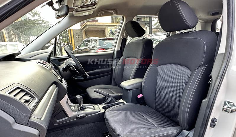 2015 Subaru Forester image-3