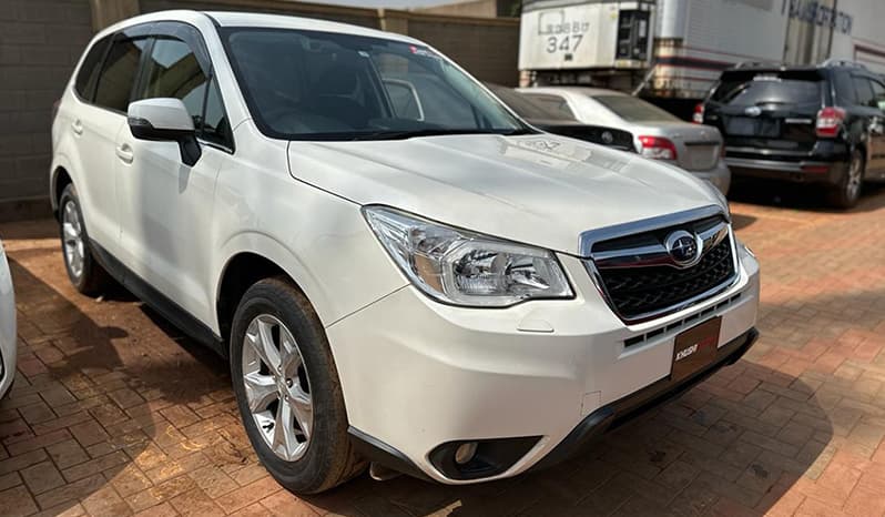 2015 Subaru Forester image-9
