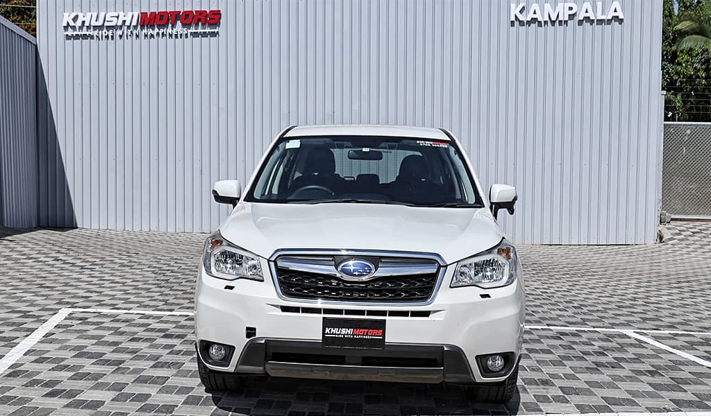 2015 Subaru Forester image-12