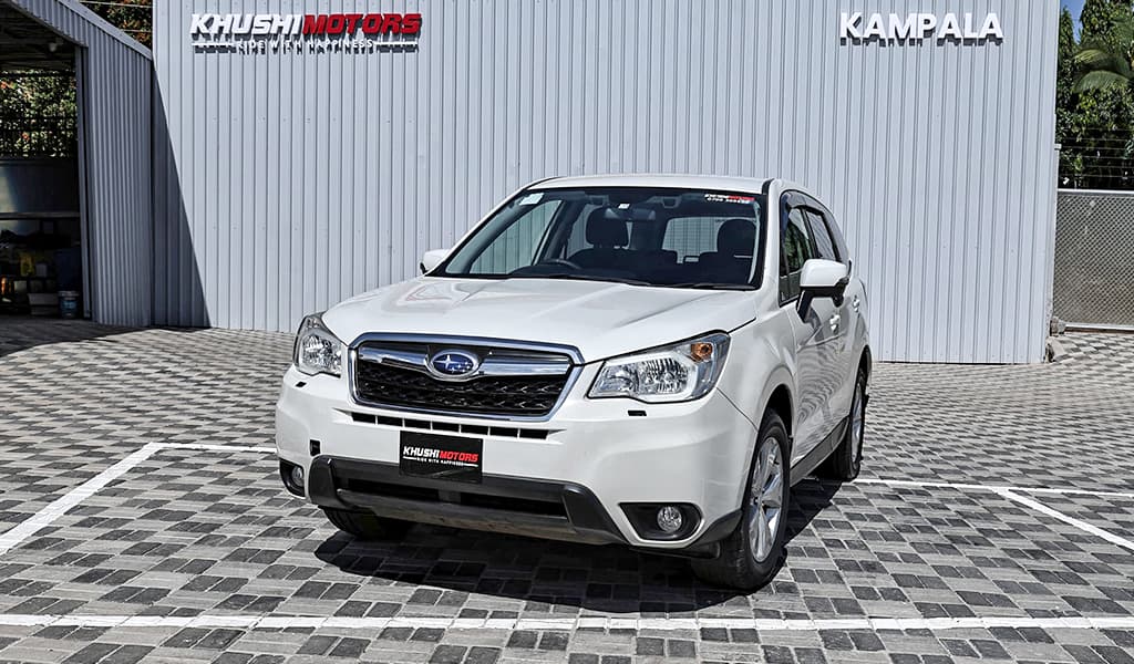 2015 Subaru Forester image-13