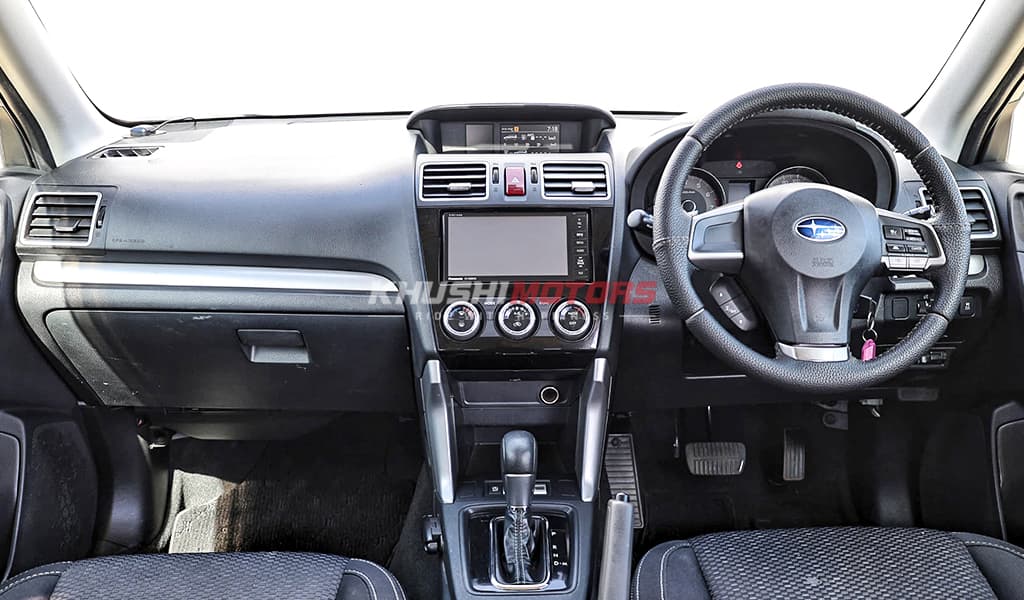 2015 Subaru Forester image-16