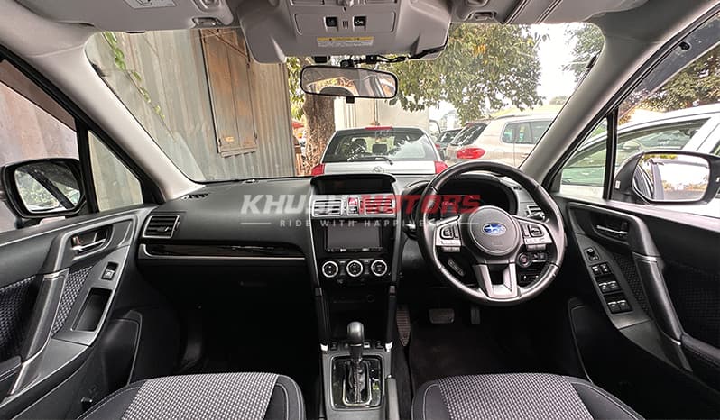 2015 Subaru Forester image-12