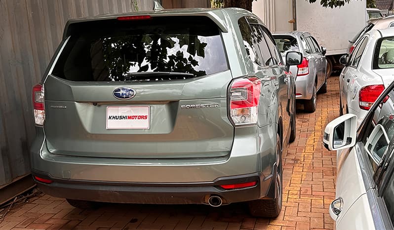2015 Subaru Forester image-13