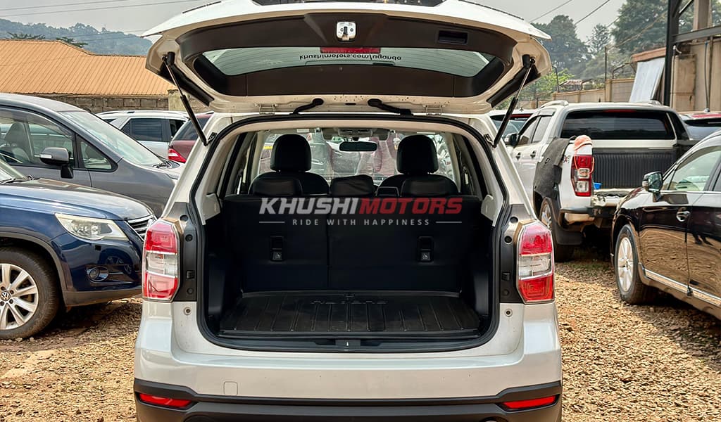 2015 Subaru Forester image-17