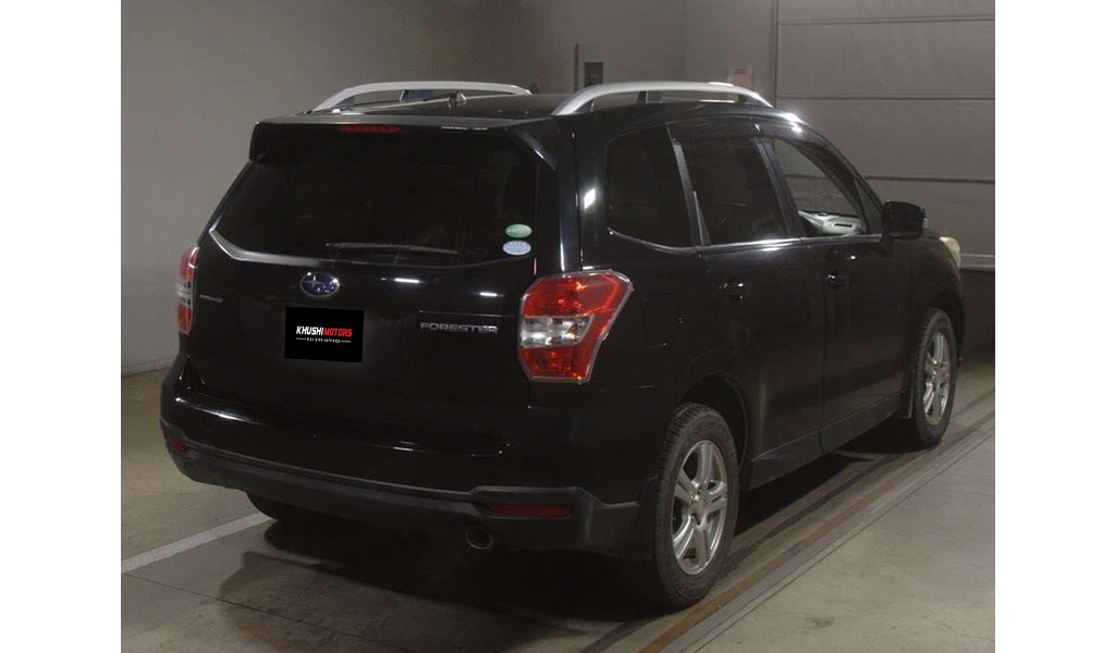 2012 Subaru Forester image-4