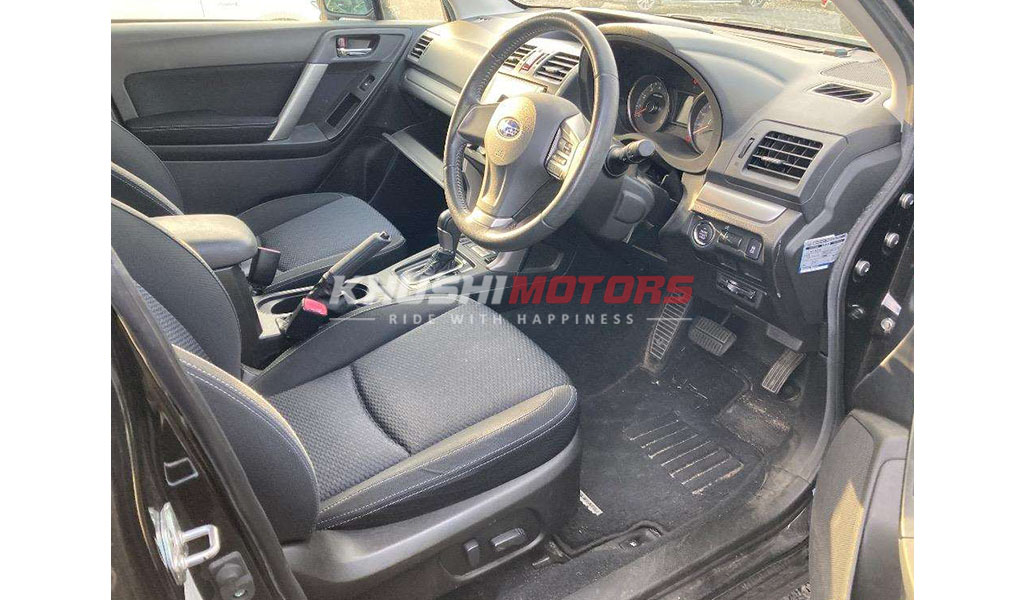 2012 Subaru Forester image-5