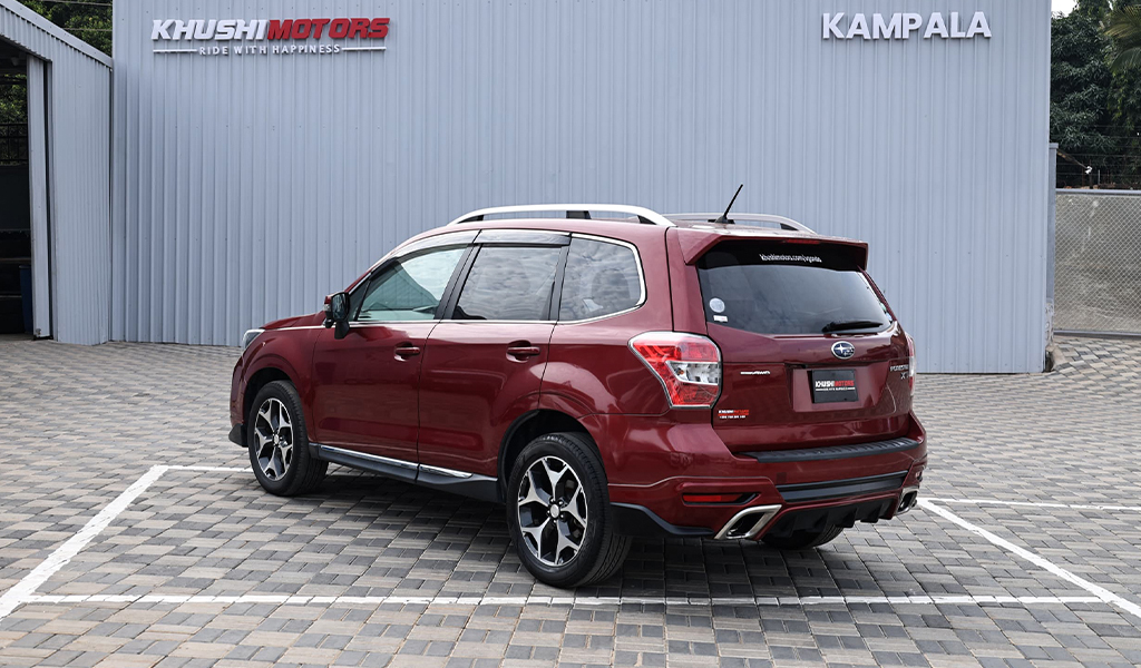 2012 Subaru Forester image-10