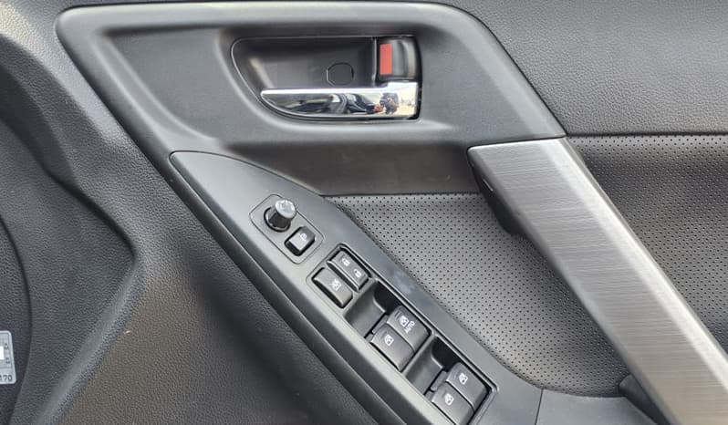 2012 Subaru Forester image-16