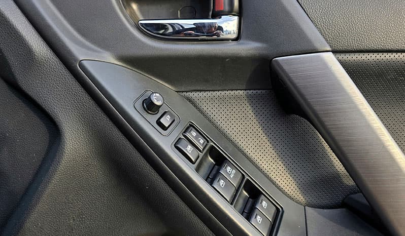 2012 Subaru Forester image-9