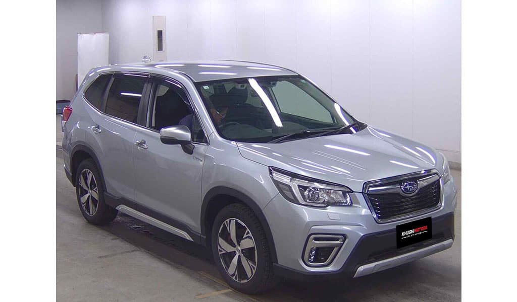 2020 Subaru Forester image-2