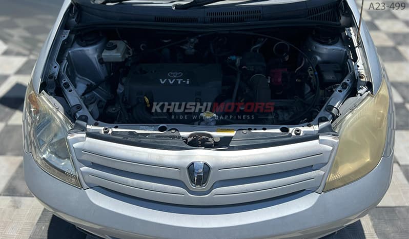 2002 Toyota IST image-13