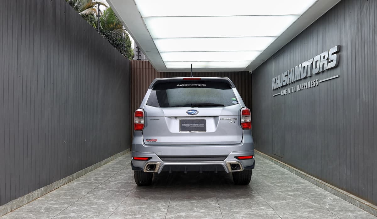 2013 Subaru Forester 2.0XT Eyesight image-15
