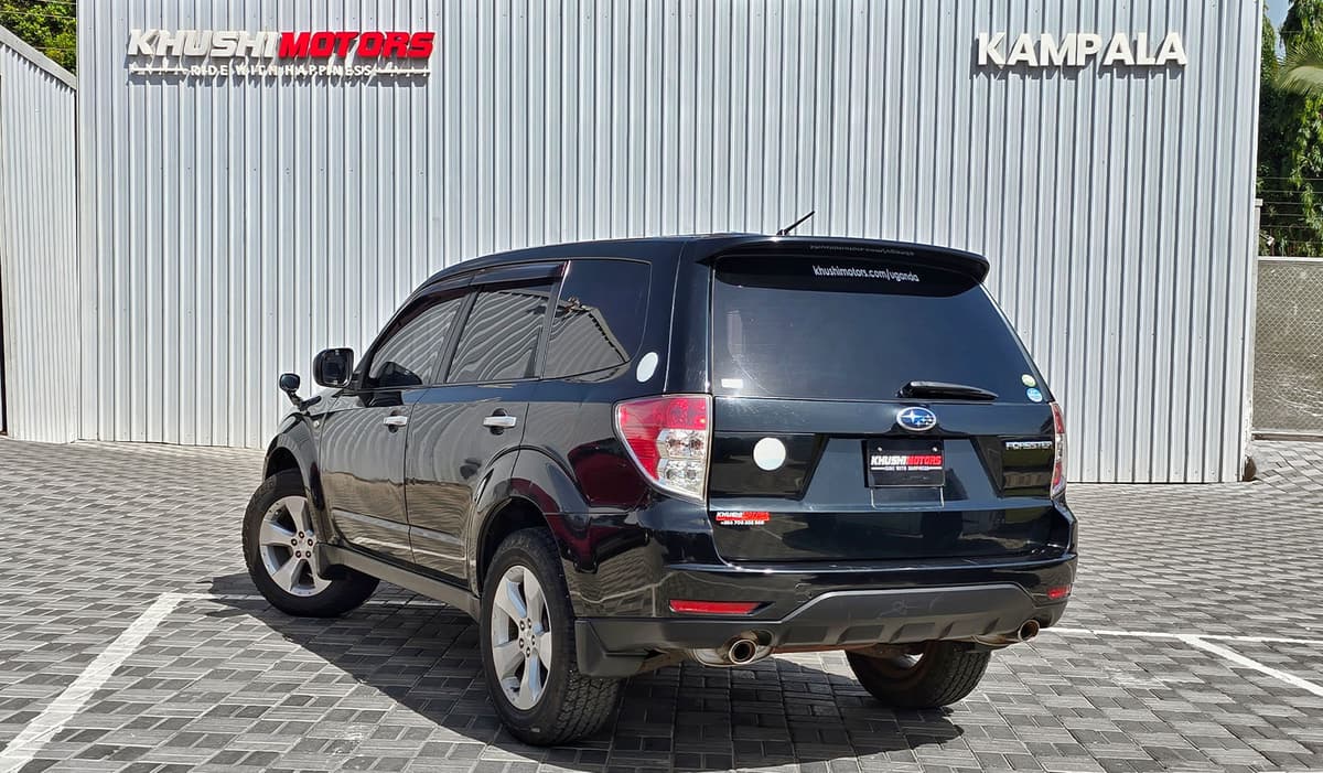2008 Subaru Forester image-10