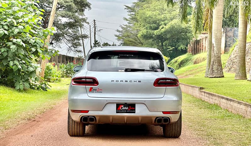 2016 Porsche Macan image-4