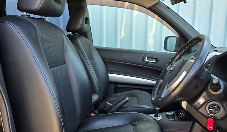 2012 Nissan X Trial image-13