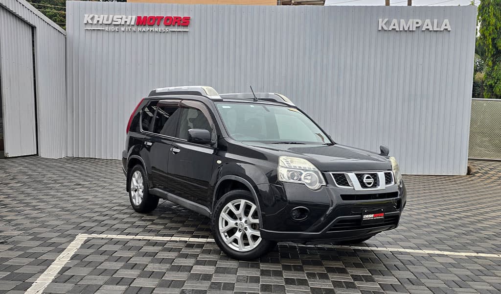 2012 Nissan X Trial 20XT image-1