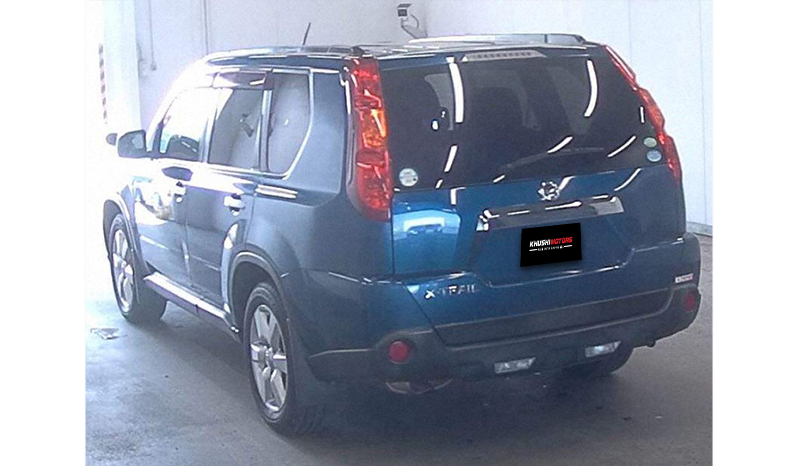 2010 Nissan X Trial image-12