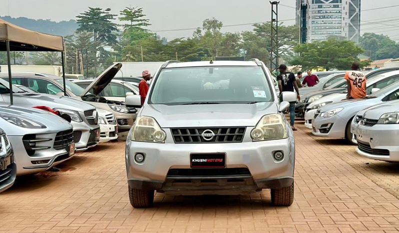 2010 Nissan X Trial image-1