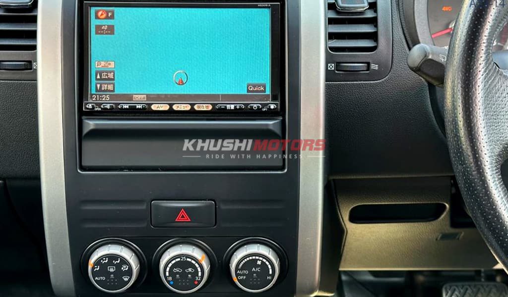 2010 Nissan X Trial image-9