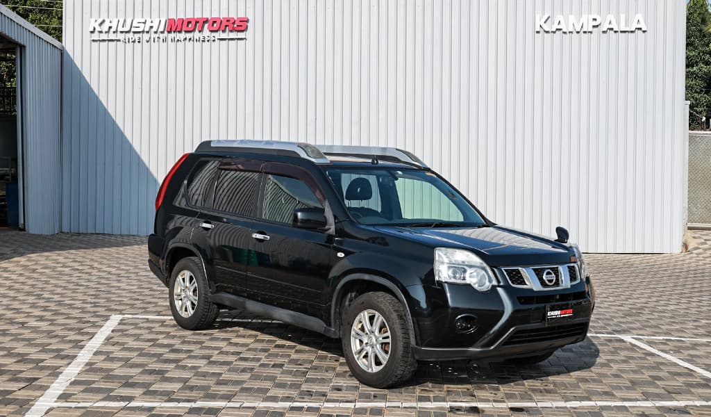 2012 Nissan X Trial image-1