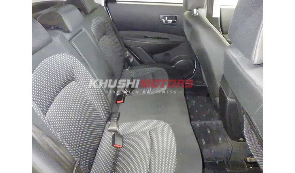 2012 Nissan Dualis 20G Four image-7