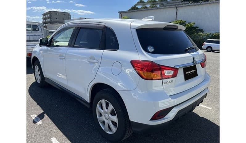 2019 Mitsubishi Rvr M image-6