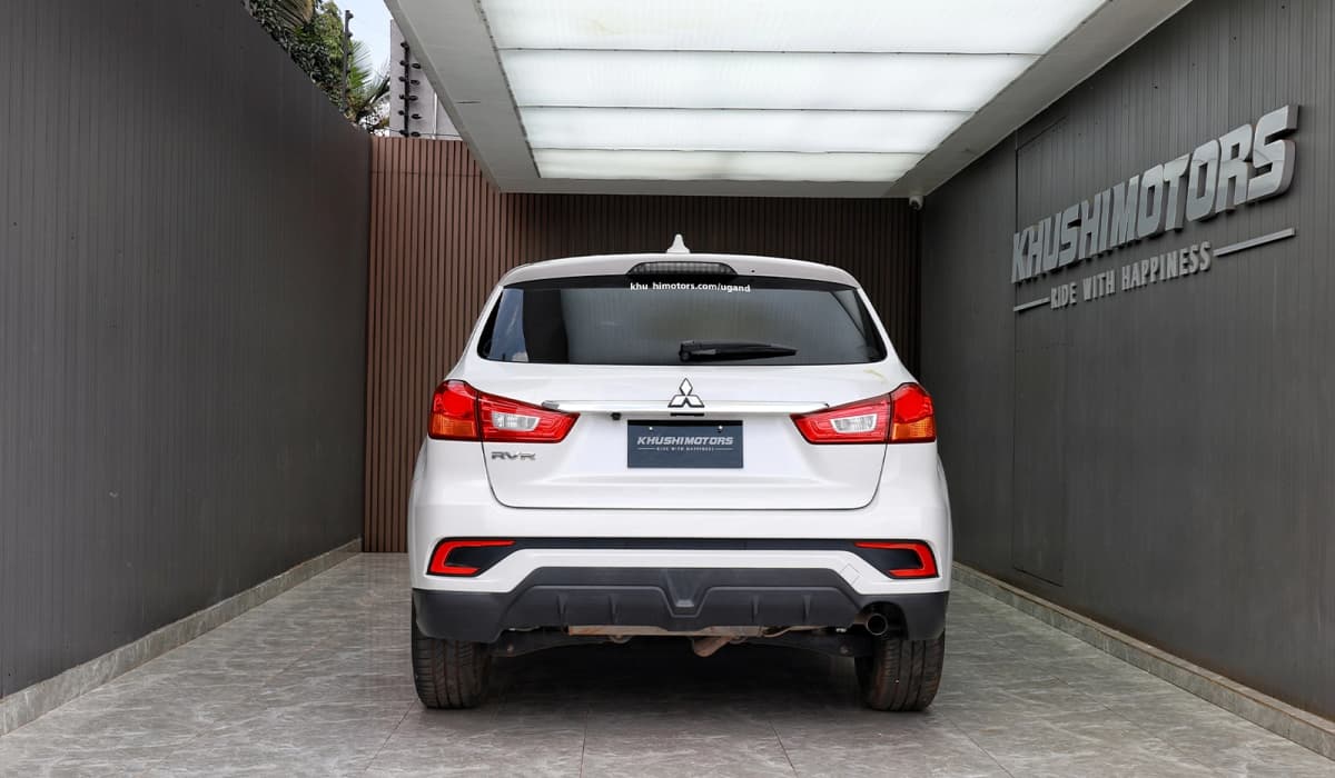 2019 Mitsubishi Rvr M image-15