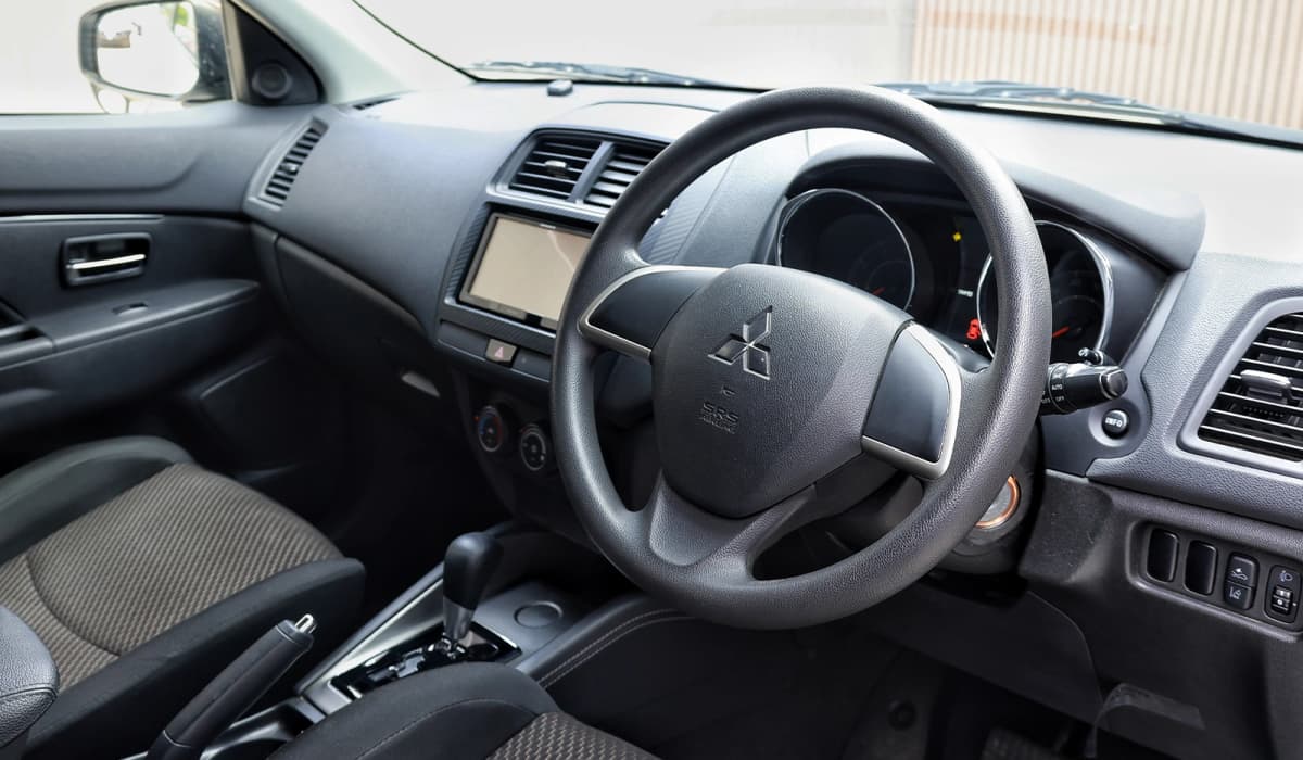 2019 Mitsubishi Rvr M image-20