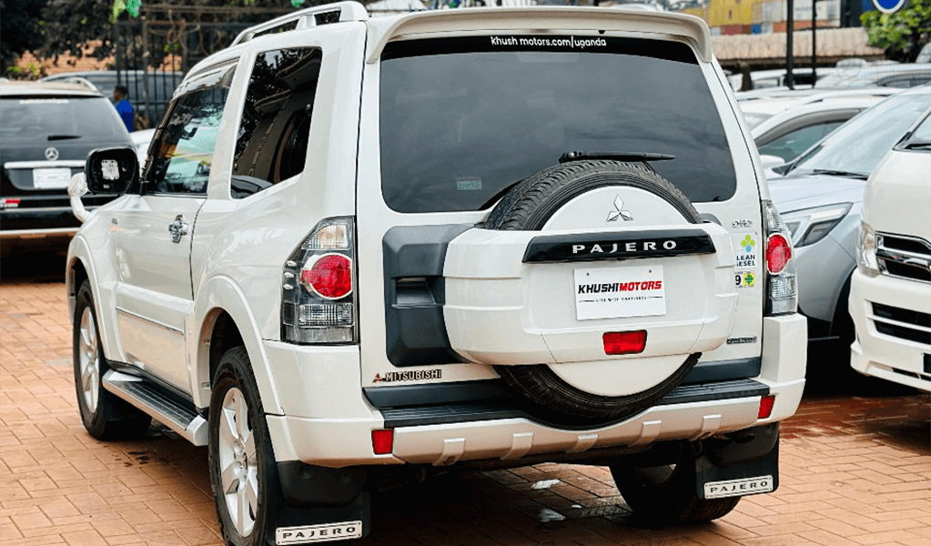 2011 Mitsubishi Pajero Mini image-15
