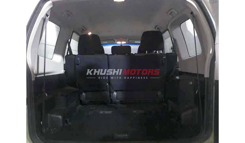 2011 Mitsubishi Pajero image-3