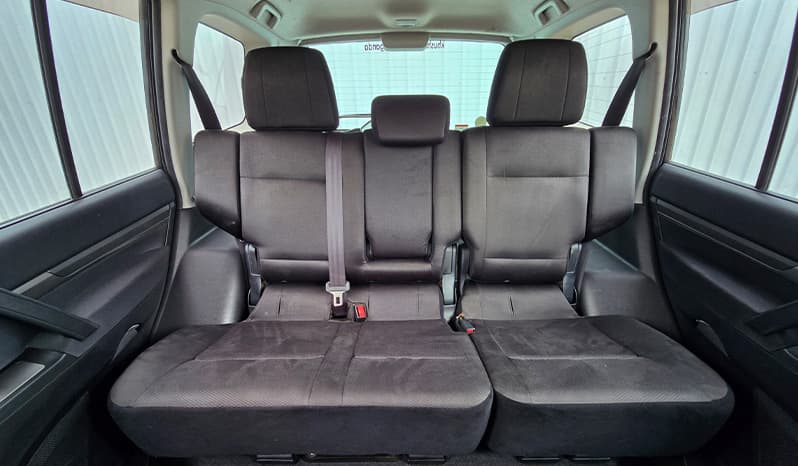 2012 Mitsubishi Pajero image-14