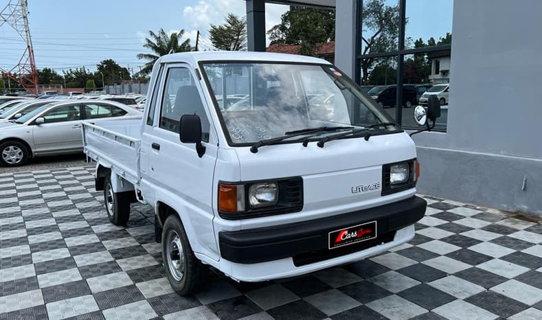 1989 Toyota Liteace Truck image-3