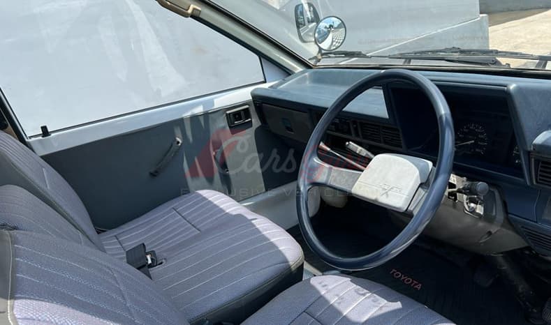 1989 Toyota Liteace Truck image-9