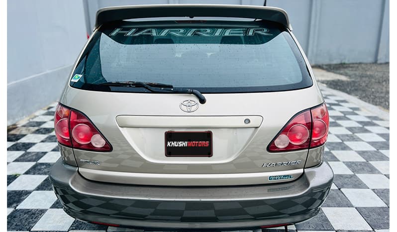 2000 Toyota Harrier image-8