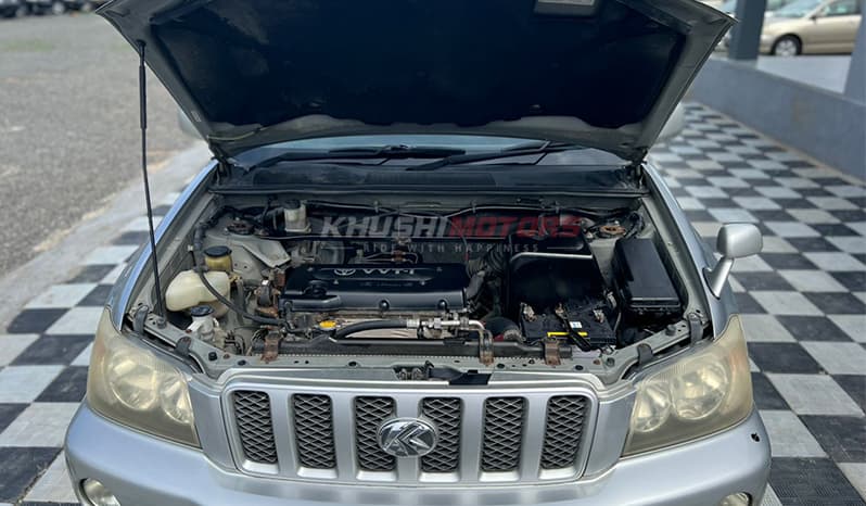 2001 Toyota Kluger image-2