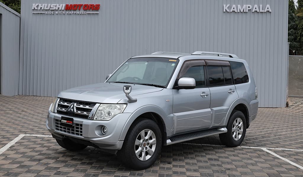 2012 Mitsubishi Pajero Gr Long image-10