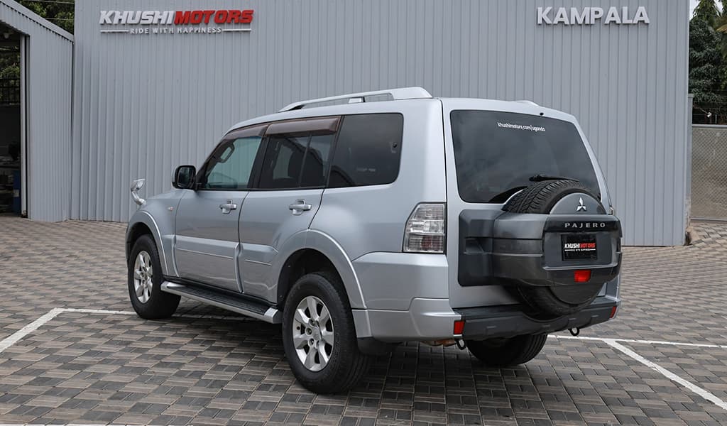 2012 Mitsubishi Pajero Gr Long image-11