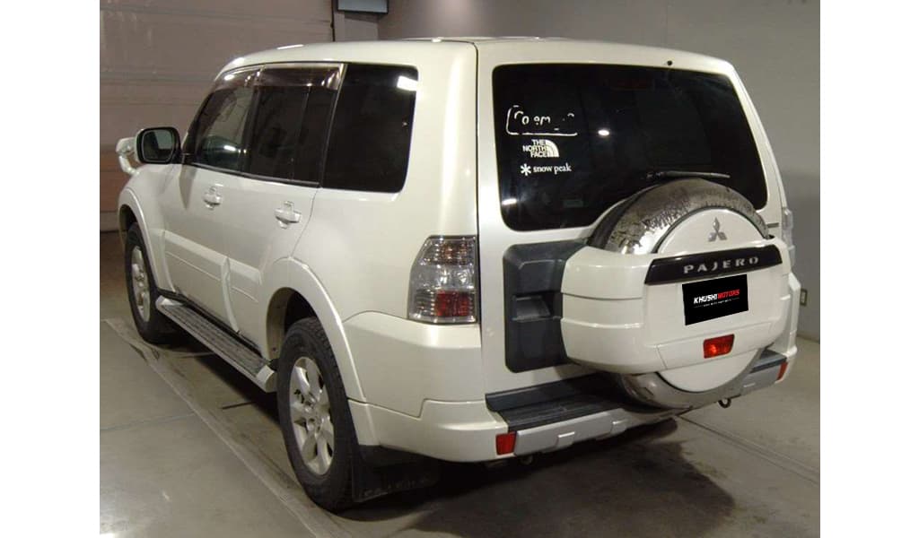 2012 Mitsubishi Pajero Long Exeed image-4