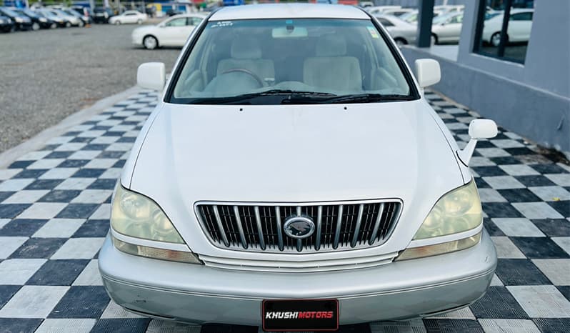 2000 Toyota Harrier image-1