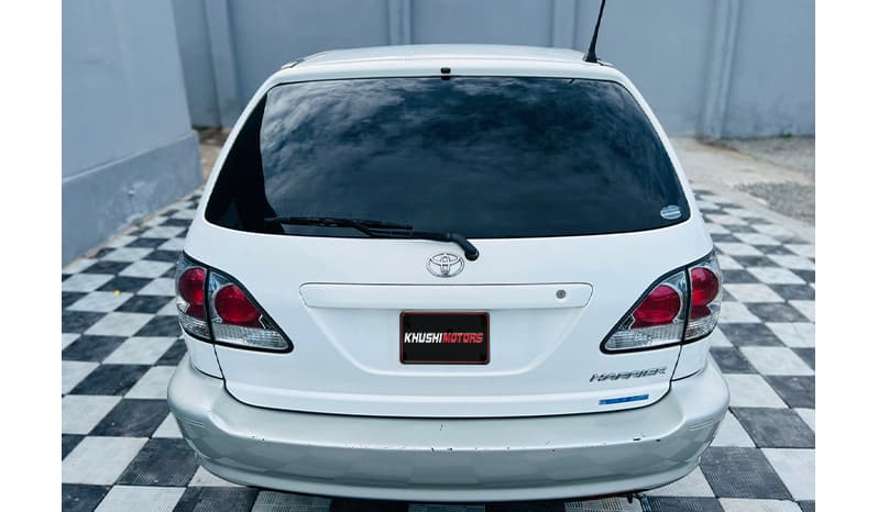 2000 Toyota Harrier image-3