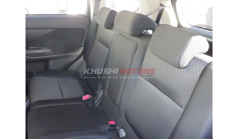 2012 Mitsubishi Outlander image-3