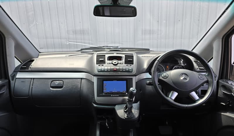 2012 Mercedes-Benz V-Class V350 image-12