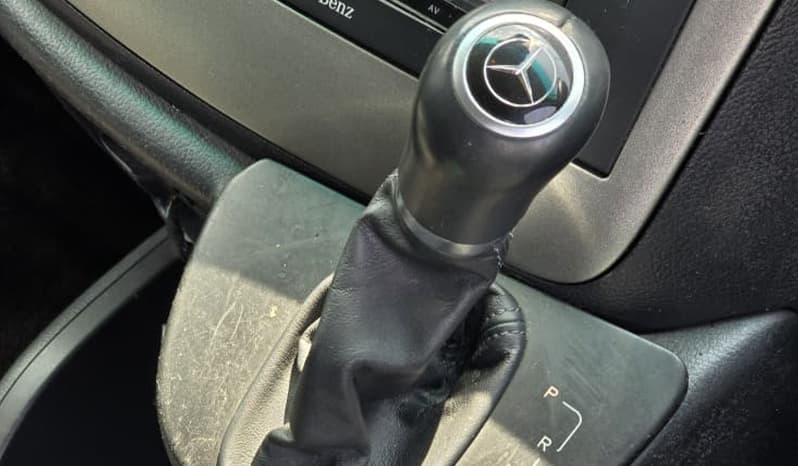 2012 Mercedes-Benz V-Class V350 image-13