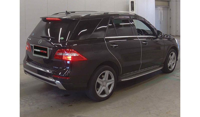 2015 Mercedes-Benz ML-Class ML350 image-6