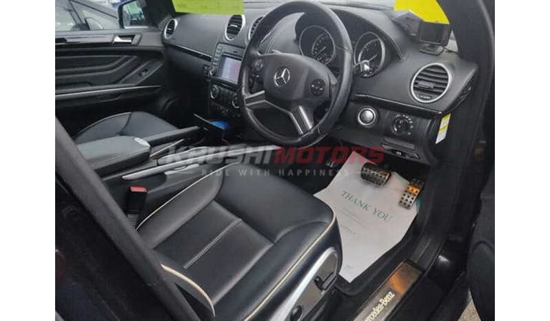 2011 Mercedes-Benz ML-Class ML350 image-5
