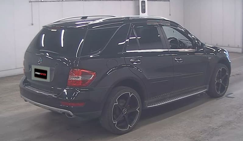 2011 Mercedes-Benz ML-Class ML350 image-4