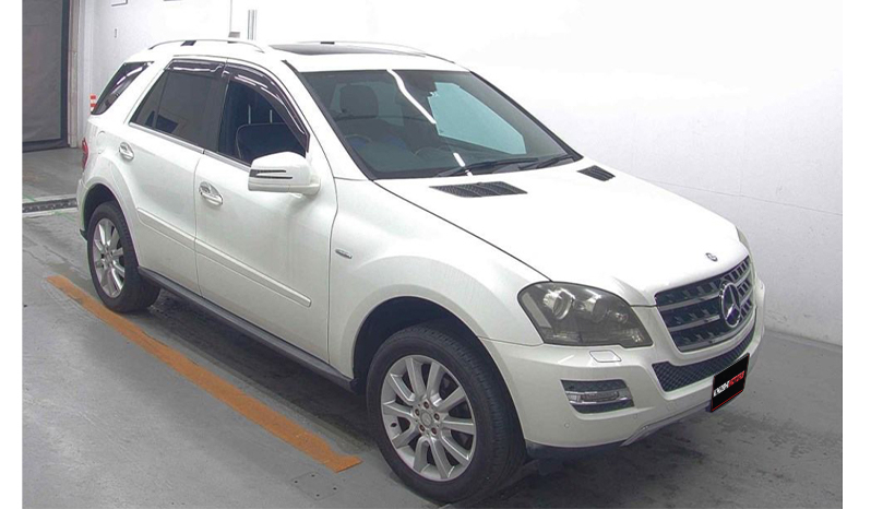 2011 Mercedes-Benz ML-Class ML350 image-7