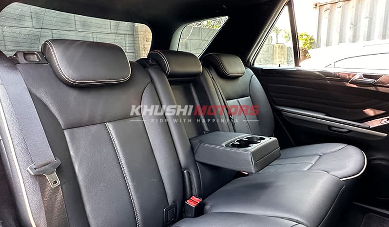 2011 Mercedes-Benz ML-Class ML350 image-11