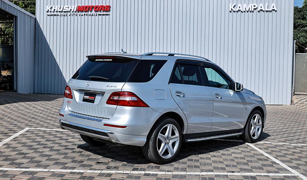 2015 Mercedes-Benz ML-Class ML350 image-11